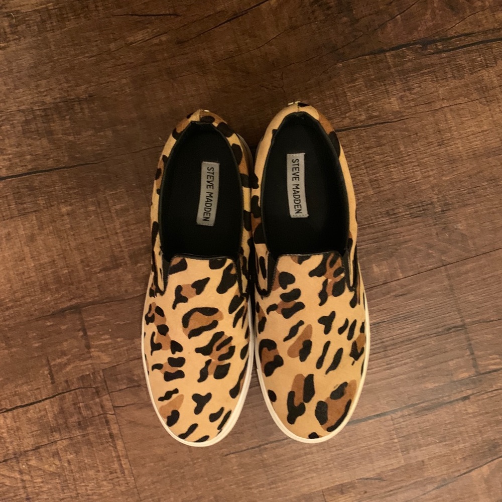 Steve Madden sneakers